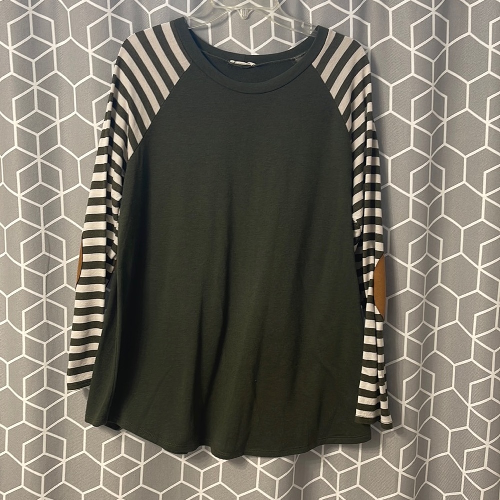 Long sleeve green stripes